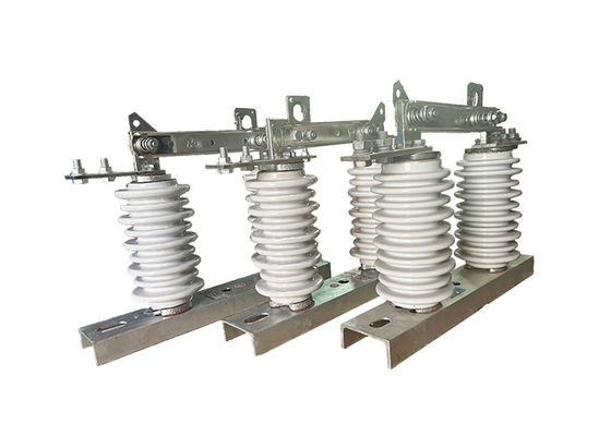Interruptor de aislamiento de alta tensión de porcelana fácil de instalar 1250A para interruptor de circuito Interruptor de interrupción vertical