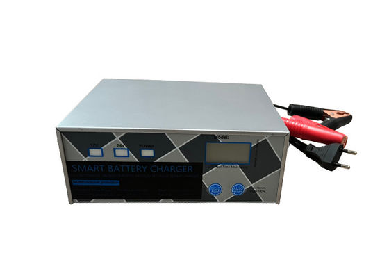 Hogar que utiliza el cargador portátil de arranque rápido con pantalla digital inteligente 12V 24V Smart Battery Maintainer